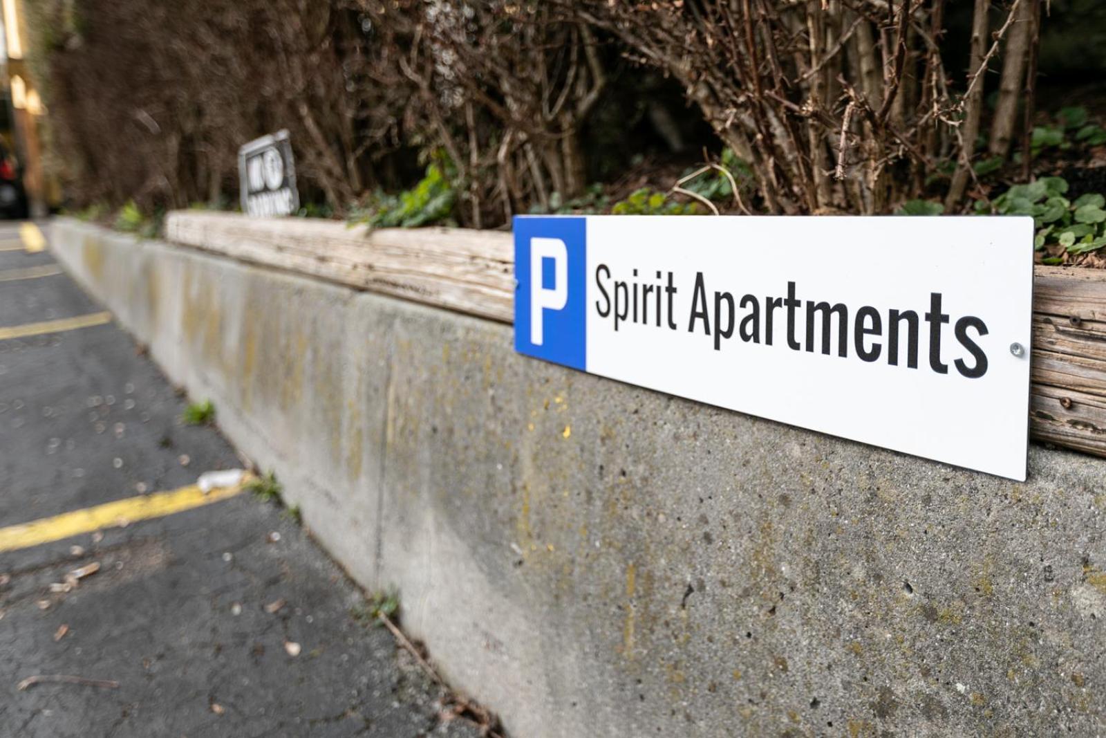 Spirit Apartments - Studio 2 - Kueche - Parkplatz Енгелберг Екстериор снимка